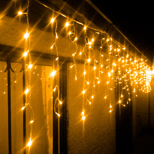 Luces de Cascada Dorada 3/9 Mts